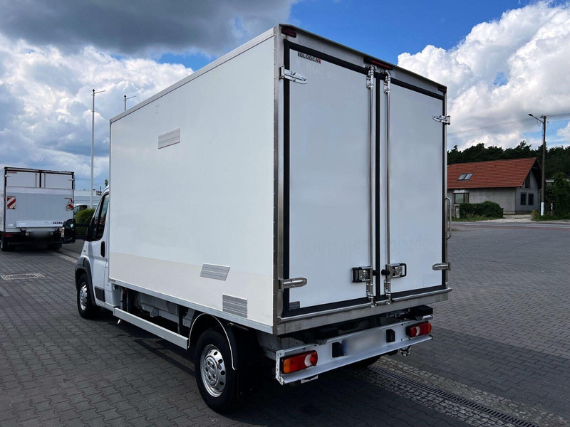 Fiat Ducato Kontener Chłodnia/Mroźnia 3x Drzwi 230V Salon PL - Dostavno vozilo hladnjača: slika 3 Fiat Ducato Kontener Chłodnia/Mroźnia 3x Drzwi 230V Salon PL - Dostavno vozilo hladnjača: slika 3