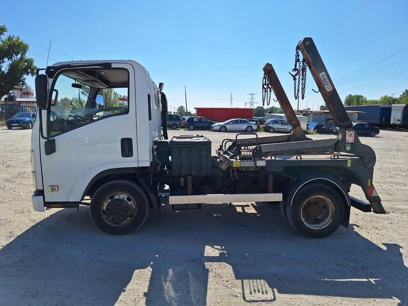 Isuzu 4X4 - container transport - Kamion za utovaranje kontejnera: slika 5 Isuzu 4X4 - container transport - Kamion za utovaranje kontejnera: slika 5