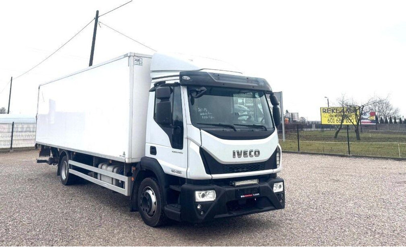 Iveco 120-250 EUROCARGO Koffer + Tail Lift - Kamion sa zatvorenim sandukom: slika 2 Iveco 120-250 EUROCARGO Koffer + Tail Lift - Kamion sa zatvorenim sandukom: slika 2