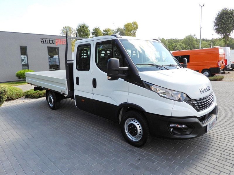 Iveco DAILY 35S14 SKRZYNIA PODWÓJNA KABINA DOKA 7 MIEJSC TEMPOMAT KLIM - Dostavno vozilo sa otvorenom sandukom, Dostavno vozilo sa duplom kabinom: slika 4 Iveco DAILY 35S14 SKRZYNIA PODWÓJNA KABINA DOKA 7 MIEJSC TEMPOMAT KLIM - Dostavno vozilo sa otvorenom sandukom, Dostavno vozilo sa duplom kabinom: slika 4