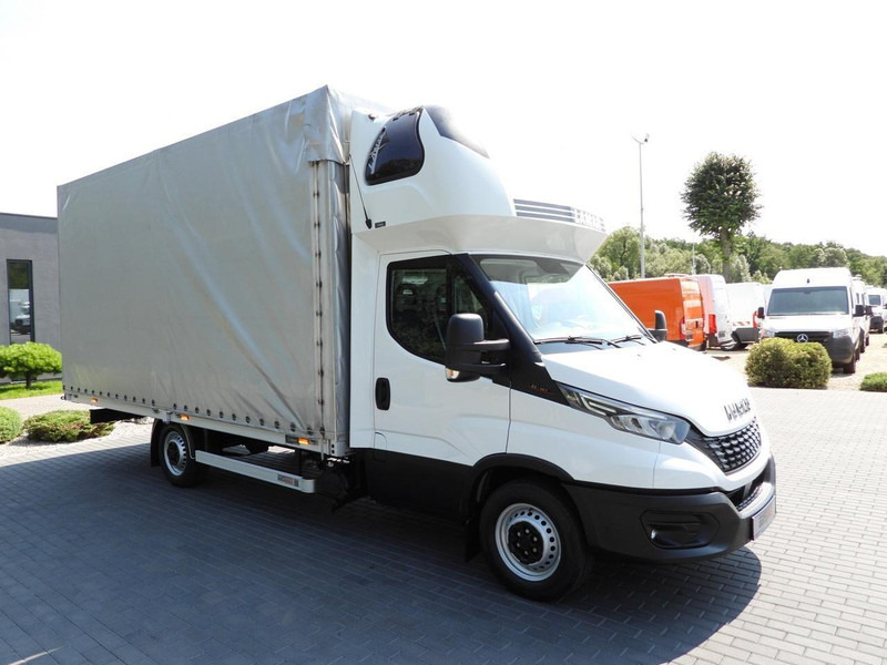 Iveco DAILY 35S18 PLANDEKA 10 PALET WEBASTO TEMPOMAT LEDY PNEUMATYKA K - Dostavno vozilo sa ceradom: slika 4 Iveco DAILY 35S18 PLANDEKA 10 PALET WEBASTO TEMPOMAT LEDY PNEUMATYKA K - Dostavno vozilo sa ceradom: slika 4