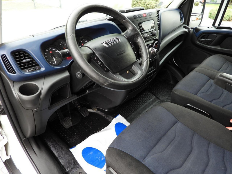 Iveco DAILY 50C15 PLANDEKA 12 PALET TEMPOMAT BLIŹNIACZE KOŁA KLIMATYZA - Dostavno vozilo sa ceradom: slika 2 Iveco DAILY 50C15 PLANDEKA 12 PALET TEMPOMAT BLIŹNIACZE KOŁA KLIMATYZA - Dostavno vozilo sa ceradom: slika 2