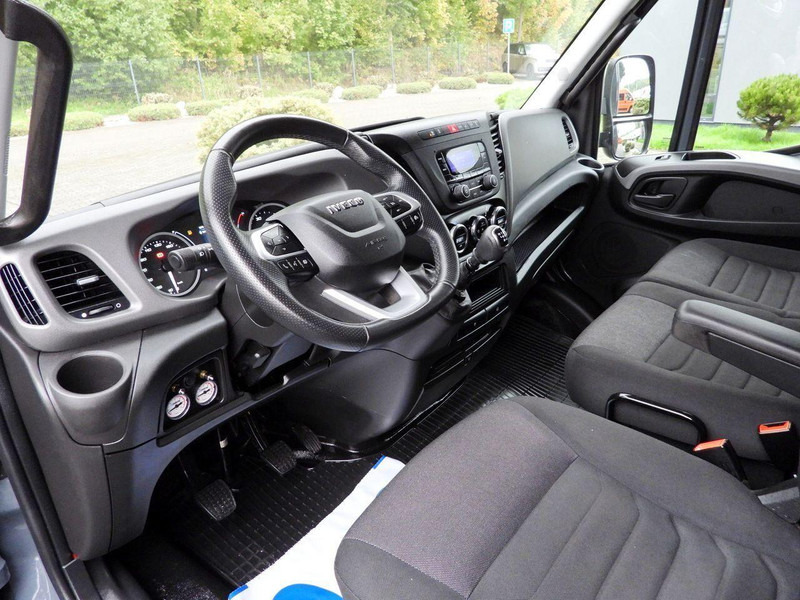 Iveco DAILY 50C18 PLANDEKA 14 PALET WEBASTO TEMPOMAT PNEUMATYKA BLIŹNI - Dostavno vozilo sa ceradom: slika 2 Iveco DAILY 50C18 PLANDEKA 14 PALET WEBASTO TEMPOMAT PNEUMATYKA BLIŹNI - Dostavno vozilo sa ceradom: slika 2