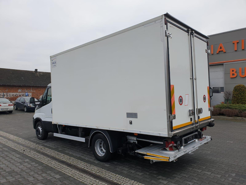 Iveco DAILY 60C15 60-150 TWO-CHAMBER REFRIGERATOR CONTAINER ISOTHERM F - Hladnjača: slika 4 Iveco DAILY 60C15 60-150 TWO-CHAMBER REFRIGERATOR CONTAINER ISOTHERM F - Hladnjača: slika 4