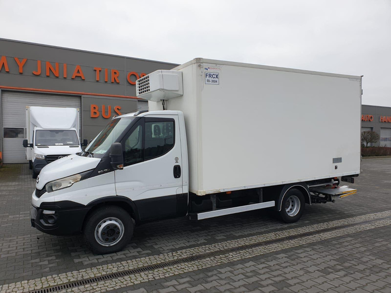 Iveco DAILY 60C15 60-150 TWO-CHAMBER REFRIGERATOR CONTAINER ISOTHERM F - Hladnjača: slika 3 Iveco DAILY 60C15 60-150 TWO-CHAMBER REFRIGERATOR CONTAINER ISOTHERM F - Hladnjača: slika 3