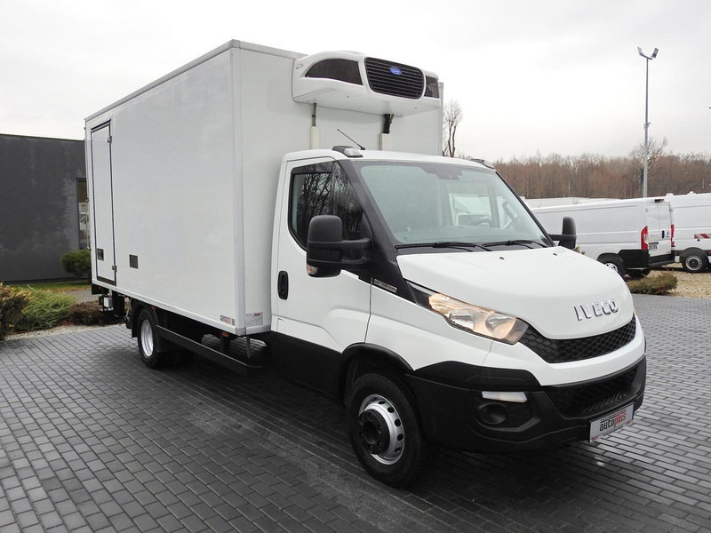 Iveco DAILY 70C17 CHŁODNIA 0*C WINDA 9 PALET ZASILANIE 230V TEMPOMAT K - Dostavno vozilo hladnjača: slika 4 Iveco DAILY 70C17 CHŁODNIA 0*C WINDA 9 PALET ZASILANIE 230V TEMPOMAT K - Dostavno vozilo hladnjača: slika 4