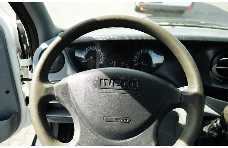 Minibus, Putnički kombi Iveco Daily 35C15 Furgon L4H3 Brygadówka 6-seater Doka Doubel Cabin: slika 12 Minibus, Putnički kombi Iveco Daily 35C15 Furgon L4H3 Brygadówka 6-seater Doka Doubel Cabin: slika 12