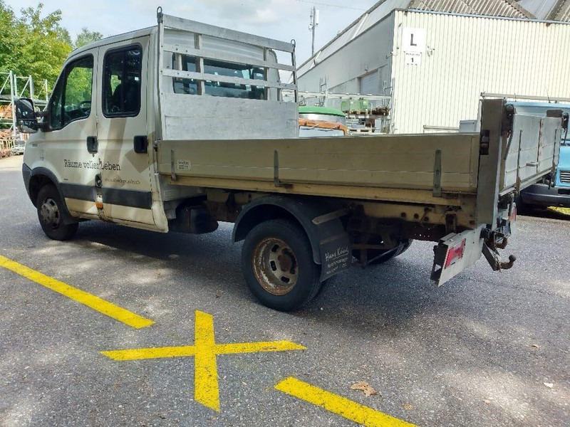 Iveco Daily 35S18 - Doka flatbed - Kamion sa tovarnim sandukom: slika 4 Iveco Daily 35S18 - Doka flatbed - Kamion sa tovarnim sandukom: slika 4