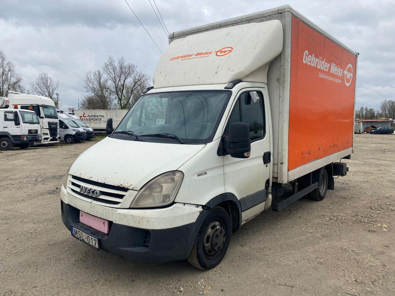 Iveco Daily 40 C 15 - Koffer + DHollandia LBW - Dostavno vozilo sa zatvorenim sandukom: slika 2 Iveco Daily 40 C 15 - Koffer + DHollandia LBW - Dostavno vozilo sa zatvorenim sandukom: slika 2