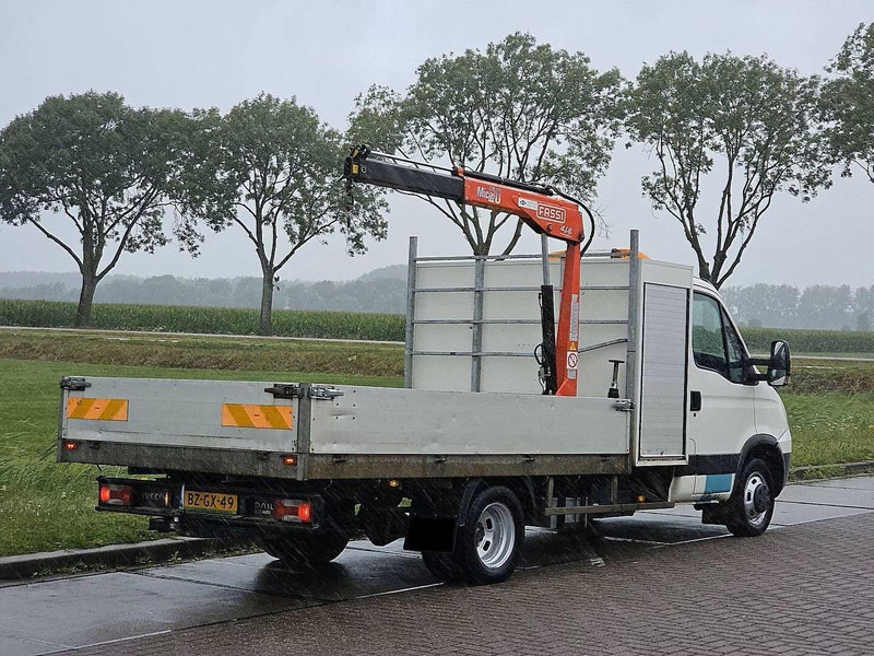 Iveco Daily 40C15 - Flatbed + crane - Kamion sa tovarnim sandukom, Kamion sa dizalicom: slika 4 Iveco Daily 40C15 - Flatbed + crane - Kamion sa tovarnim sandukom, Kamion sa dizalicom: slika 4