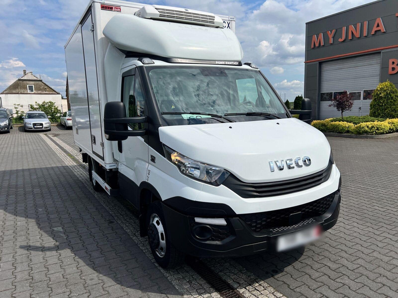 Iveco Daily 50C15 Kontener Mroźnia/Chłodnia 3x Drzwi ThermoKing V 300 - Dostavno vozilo hladnjača: slika 5 Iveco Daily 50C15 Kontener Mroźnia/Chłodnia 3x Drzwi ThermoKing V 300 - Dostavno vozilo hladnjača: slika 5