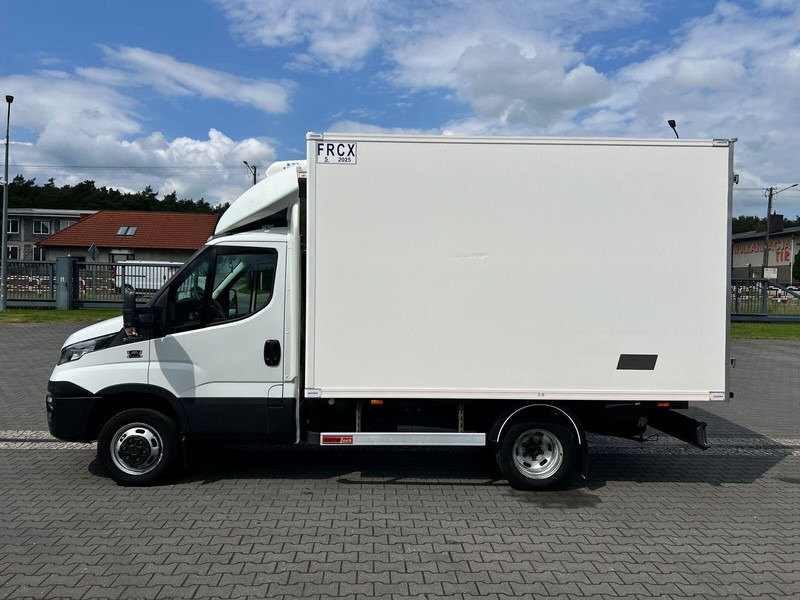 Iveco Daily 50C15 Kontener Mroźnia/Chłodnia 3x Drzwi ThermoKing V 300 - Dostavno vozilo hladnjača: slika 2 Iveco Daily 50C15 Kontener Mroźnia/Chłodnia 3x Drzwi ThermoKing V 300 - Dostavno vozilo hladnjača: slika 2