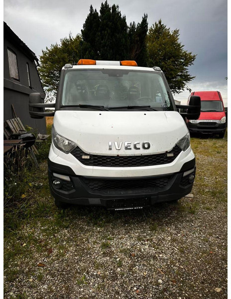 Iveco Daily 70C17 - Car transporter + crane - Kamion za prevoz automobila: slika 3 Iveco Daily 70C17 - Car transporter + crane - Kamion za prevoz automobila: slika 3