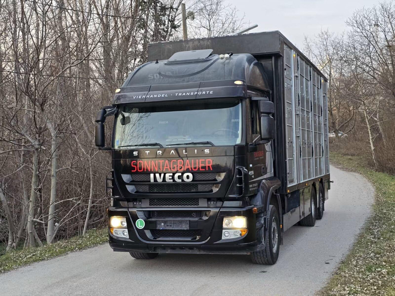 Iveco Stralis 260S45 - Animal transporter - Kamion za prevoz stoke: slika 2 Iveco Stralis 260S45 - Animal transporter - Kamion za prevoz stoke: slika 2