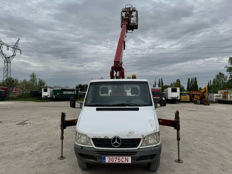 Mercedes-Benz Sprinter 311 - OMME 1950 - Lifting Basket - Kamion, Kamion sa dizalicom: slika 2 Mercedes-Benz Sprinter 311 - OMME 1950 - Lifting Basket - Kamion, Kamion sa dizalicom: slika 2