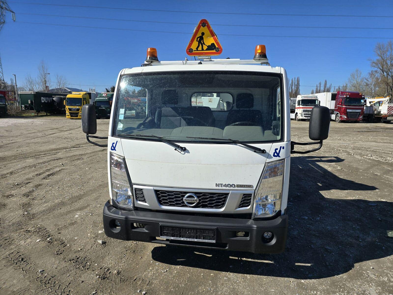 Nissan Cabstar NT 400 Oil & Steel Snake 2010H - 20m - 2 pieces - Kamion, Kamion sa dizalicom: slika 3 Nissan Cabstar NT 400 Oil & Steel Snake 2010H - 20m - 2 pieces - Kamion, Kamion sa dizalicom: slika 3