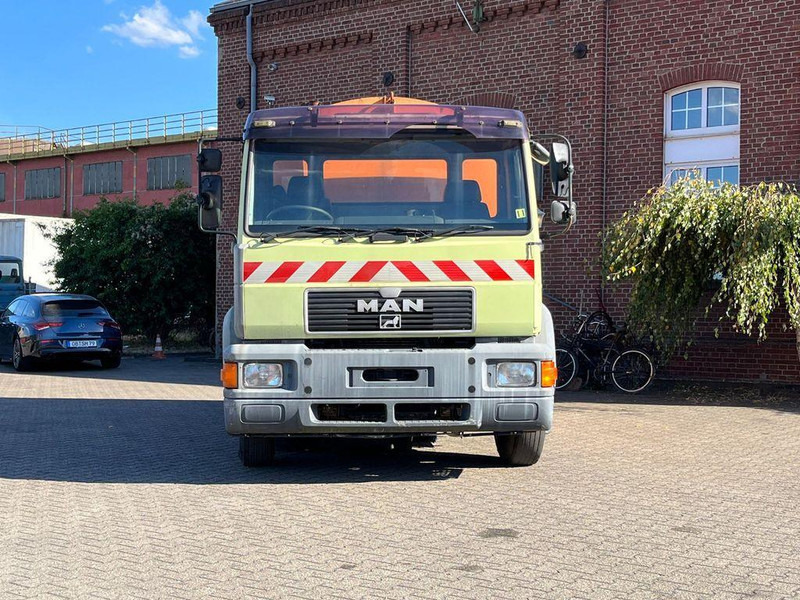 MAN 15.163 Utcaseprő - Autočistilica: slika 3 MAN 15.163 Utcaseprő - Autočistilica: slika 3