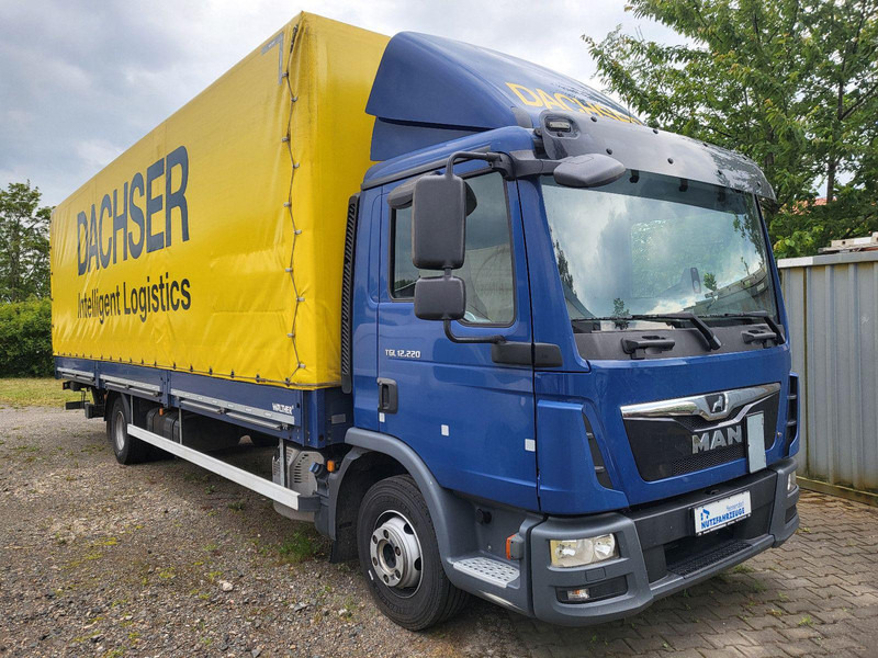 MAN GTL 12.220 BL Pritsche 8,10m + LBW - 1.Hand - Kamion sa zatvorenim sandukom: slika 1 MAN GTL 12.220 BL Pritsche 8,10m + LBW - 1.Hand - Kamion sa zatvorenim sandukom: slika 1