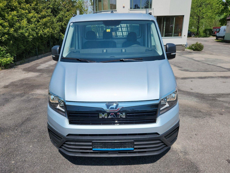 MAN TGE 4x4 Flatbed - Dostavno vozilo sa otvorenom sandukom: slika 2 MAN TGE 4x4 Flatbed - Dostavno vozilo sa otvorenom sandukom: slika 2