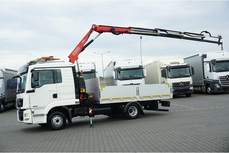 MAN TGL / 12.250 / SKRZYNIOWY + HDS / FASSI F 65 / PILOT - Kamion sa tovarnim sandukom, Kamion sa dizalicom: slika 4 MAN TGL / 12.250 / SKRZYNIOWY + HDS / FASSI F 65 / PILOT - Kamion sa tovarnim sandukom, Kamion sa dizalicom: slika 4