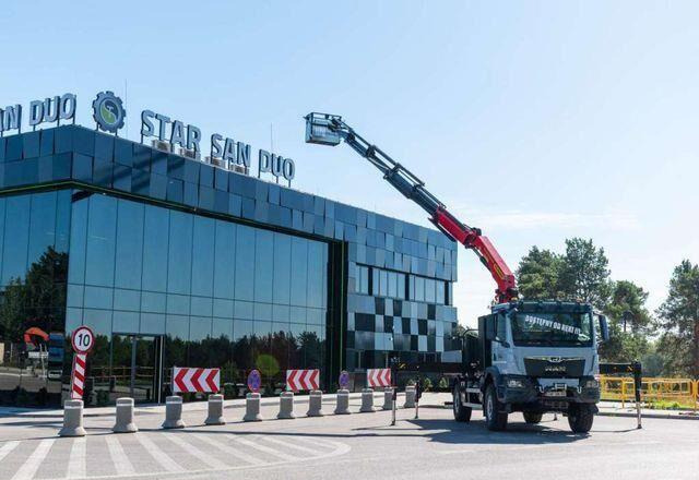 MAN TGM 18.320 4x4 PALFINGER PK 27002 Basket NEW ! - Kamion sa tovarnim sandukom, Kamion sa dizalicom: slika 2 MAN TGM 18.320 4x4 PALFINGER PK 27002 Basket NEW ! - Kamion sa tovarnim sandukom, Kamion sa dizalicom: slika 2