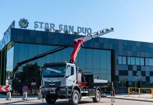 MAN TGM 18.320 4x4 PALFINGER PK 27002 Basket NEW ! - Kamion sa tovarnim sandukom, Kamion sa dizalicom: slika 4 MAN TGM 18.320 4x4 PALFINGER PK 27002 Basket NEW ! - Kamion sa tovarnim sandukom, Kamion sa dizalicom: slika 4