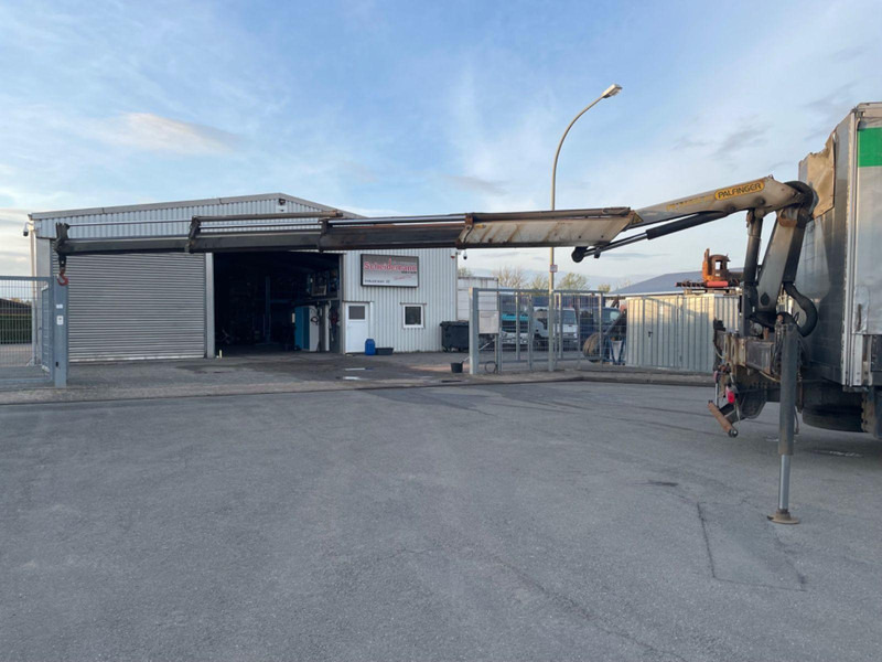 MAN TGX 18.400 Curtain Sider + Crane Palfinger 14002 EH - Kamion sa zatvorenim sandukom: slika 5 MAN TGX 18.400 Curtain Sider + Crane Palfinger 14002 EH - Kamion sa zatvorenim sandukom: slika 5