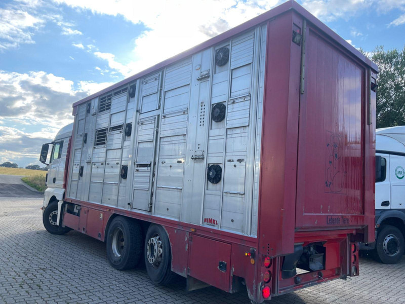 Kamion za prevoz stoke MAN TGX 26.400 6x2-2 LL 3 Stück Finkl Hubdach: slika 6
