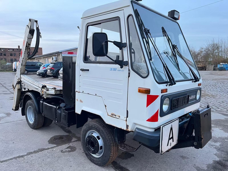 MULTICAR M26 Profi Line - Skip loader truck - Kamion za utovaranje kontejnera: slika 2 MULTICAR M26 Profi Line - Skip loader truck - Kamion za utovaranje kontejnera: slika 2