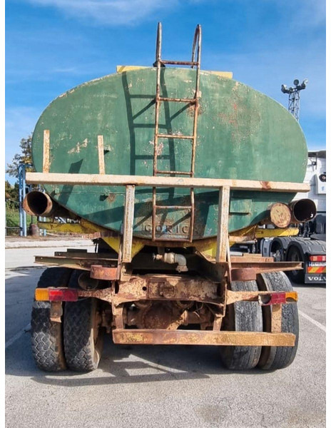 Mercedes-Benz 2219 6x4 Vízszállító Tartálykocsi - Kamion cisterna: slika 5 Mercedes-Benz 2219 6x4 Vízszállító Tartálykocsi - Kamion cisterna: slika 5