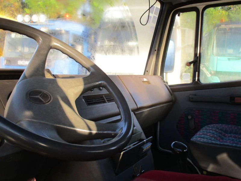 Mercedes-Benz 711D - Doka towing truck - Šlep vozilo: slika 5 Mercedes-Benz 711D - Doka towing truck - Šlep vozilo: slika 5