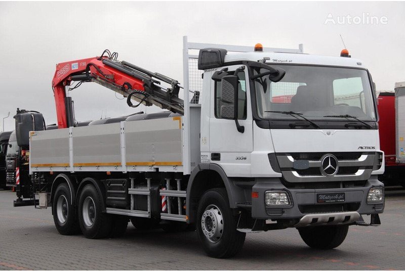 Mercedes-Benz ACTROS 3336 - Kamion sa tovarnim sandukom, Kamion sa dizalicom: slika 2 Mercedes-Benz ACTROS 3336 - Kamion sa tovarnim sandukom, Kamion sa dizalicom: slika 2