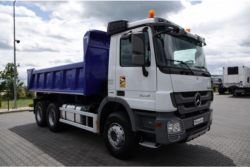 Istovarivač Mercedes-Benz ACTROS 3344 / 6x4 / WYWROTKA 2 STR / BORDMATIC / HYDROBURTA / HY: slika 18 Istovarivač Mercedes-Benz ACTROS 3344 / 6x4 / WYWROTKA 2 STR / BORDMATIC / HYDROBURTA / HY: slika 18