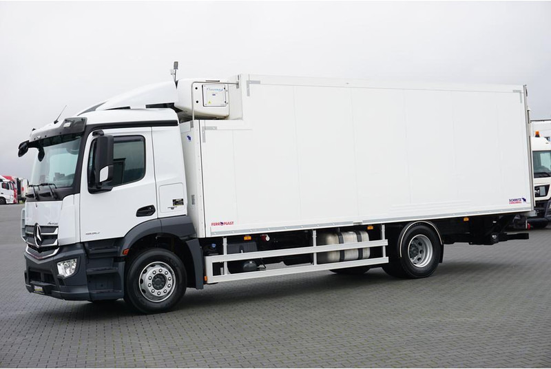 Mercedes-Benz ANTOS / 1830 / EURO 6 / CHŁODNIA + WINDA / 18 PALET - Hladnjača: slika 3 Mercedes-Benz ANTOS / 1830 / EURO 6 / CHŁODNIA + WINDA / 18 PALET - Hladnjača: slika 3