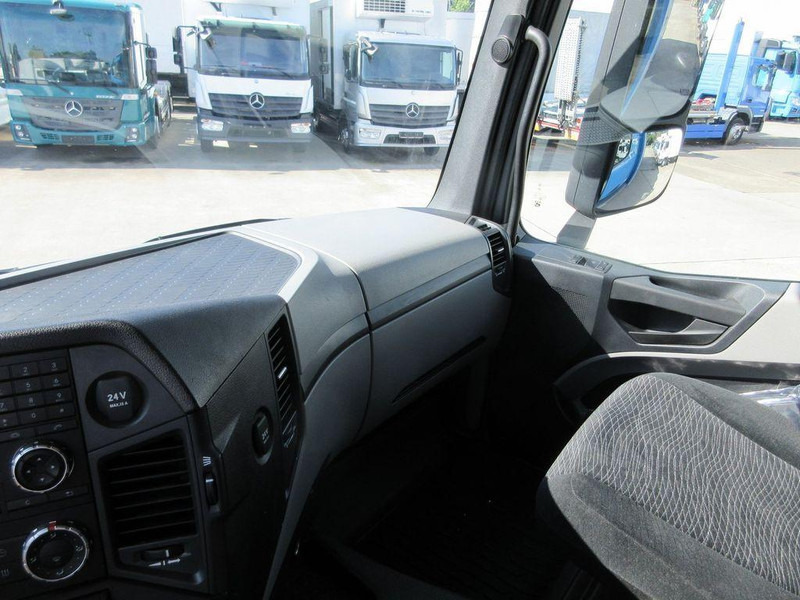 Kamion sa zatvorenim sandukom Mercedes-Benz ANTOS 1830 P+P: slika 9