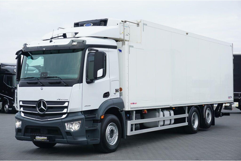 Mercedes-Benz ANTOS / 2535 / EURO 6 / CHŁODNIA + WINDA / 23 PALETY / OŚ SKRĘTN - Hladnjača: slika 2 Mercedes-Benz ANTOS / 2535 / EURO 6 / CHŁODNIA + WINDA / 23 PALETY / OŚ SKRĘTN - Hladnjača: slika 2