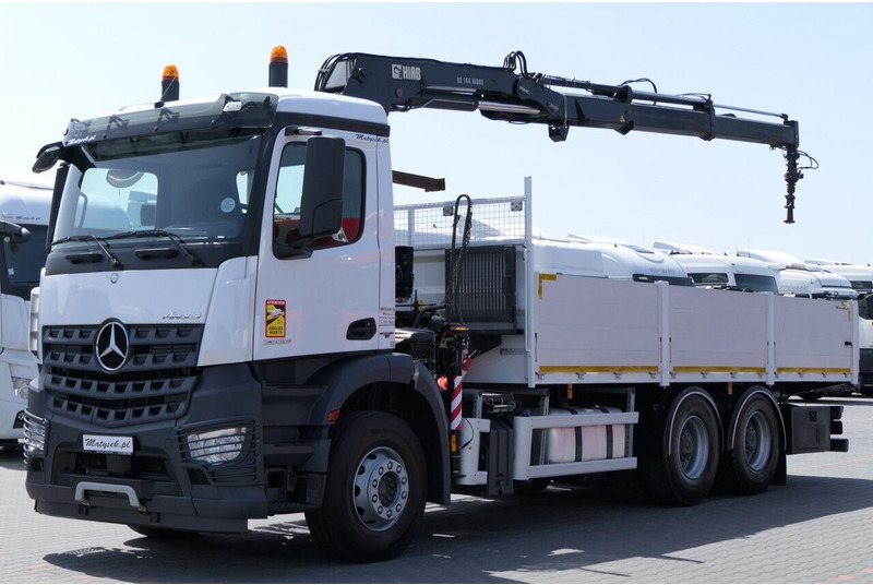 Mercedes-Benz AROCS 2633 - Kamion sa tovarnim sandukom, Kamion sa dizalicom: slika 1 Mercedes-Benz AROCS 2633 - Kamion sa tovarnim sandukom, Kamion sa dizalicom: slika 1