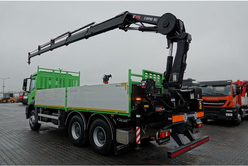 Mercedes-Benz AROCS 2636 / 6x4 / SKRZYNIOWY- 6,5 M / + HDS HIAB 4x wysów: 13 - Kamion sa tovarnim sandukom, Kamion sa dizalicom: slika 4 Mercedes-Benz AROCS 2636 / 6x4 / SKRZYNIOWY- 6,5 M / + HDS HIAB 4x wysów: 13 - Kamion sa tovarnim sandukom, Kamion sa dizalicom: slika 4