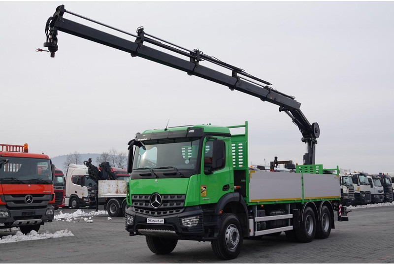 Mercedes-Benz AROCS 2636 / 6x4 / SKRZYNIOWY- 6,5 M / + HDS HIAB 4x wysów: 13 m - Kamion sa tovarnim sandukom, Kamion sa dizalicom: slika 1 Mercedes-Benz AROCS 2636 / 6x4 / SKRZYNIOWY- 6,5 M / + HDS HIAB 4x wysów: 13 m - Kamion sa tovarnim sandukom, Kamion sa dizalicom: slika 1