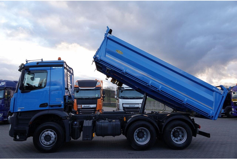 Mercedes-Benz AROCS 2636 / 6x4 / WYWROTKA 3 STRONNA / MEILLER KIPER / EURO 6 / - Istovarivač: slika 2 Mercedes-Benz AROCS 2636 / 6x4 / WYWROTKA 3 STRONNA / MEILLER KIPER / EURO 6 / - Istovarivač: slika 2
