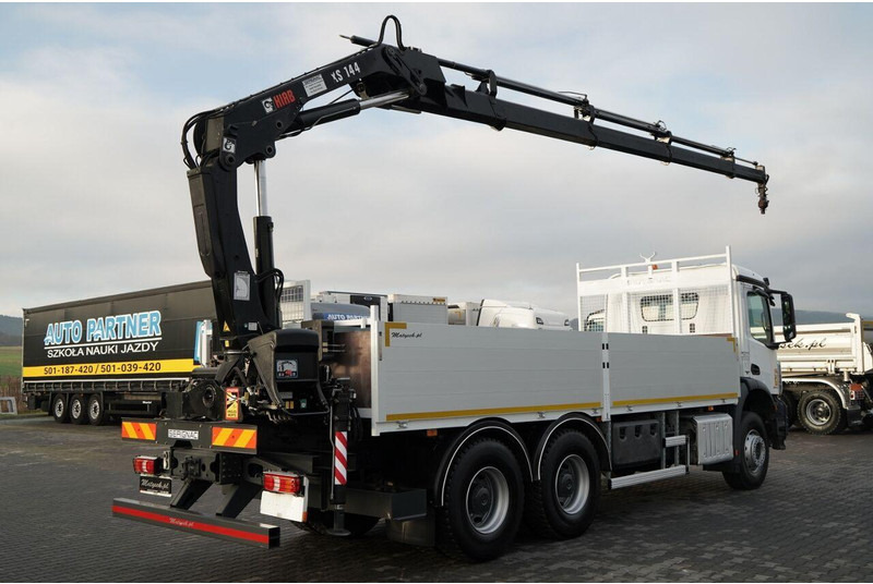 Mercedes-Benz AROCS 2640 / 6x4 / SKRZYNIOWY - 6,5 M / HDS HIAB 144 / wysów: 12 - Kamion sa tovarnim sandukom, Kamion sa dizalicom: slika 4 Mercedes-Benz AROCS 2640 / 6x4 / SKRZYNIOWY - 6,5 M / HDS HIAB 144 / wysów: 12 - Kamion sa tovarnim sandukom, Kamion sa dizalicom: slika 4