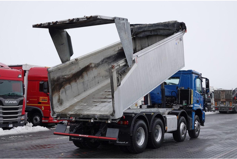 Mercedes-Benz AROCS 3243 / 8x4 / WYWROTKA 20m3 / TYLNOZSYP / EURO 6 / OPONY 10 - Istovarivač: slika 5 Mercedes-Benz AROCS 3243 / 8x4 / WYWROTKA 20m3 / TYLNOZSYP / EURO 6 / OPONY 10 - Istovarivač: slika 5