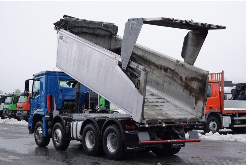 Mercedes-Benz AROCS 3243 / 8x4 / WYWROTKA 20m3 / TYLNOZSYP / EURO 6 / OPONY 10 - Istovarivač: slika 3 Mercedes-Benz AROCS 3243 / 8x4 / WYWROTKA 20m3 / TYLNOZSYP / EURO 6 / OPONY 10 - Istovarivač: slika 3