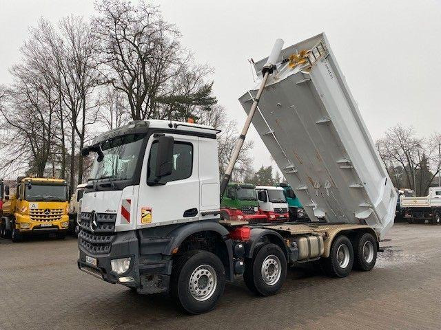 Mercedes-Benz AROCS 3743 - Istovarivač: slika 1 Mercedes-Benz AROCS 3743 - Istovarivač: slika 1