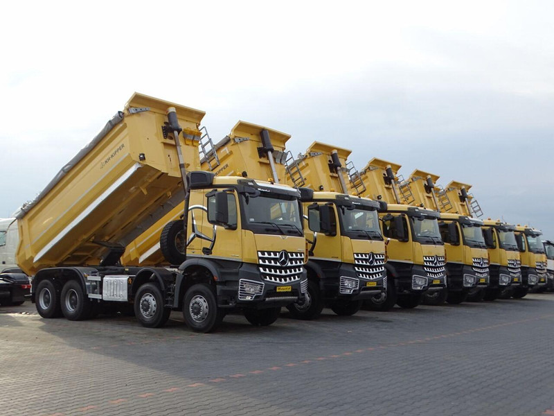 Mercedes-Benz AROCS 4145 / 8x8 / WYWROTKA TYLNOZSYPOWA / KH KIPPER / EURO 6 - Istovarivač: slika 1 Mercedes-Benz AROCS 4145 / 8x8 / WYWROTKA TYLNOZSYPOWA / KH KIPPER / EURO 6 - Istovarivač: slika 1