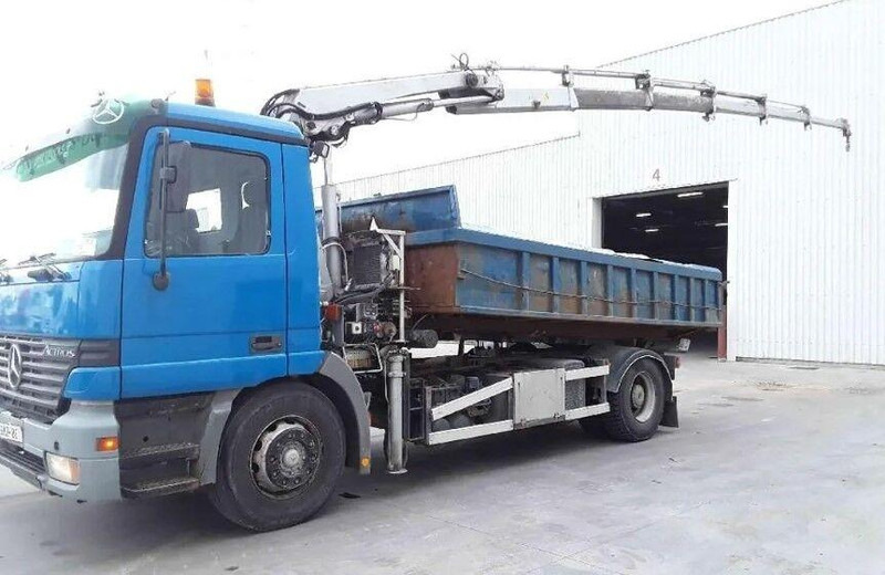 Mercedes-Benz Actros 1835 - Kamion sa tovarnim sandukom, Kamion sa dizalicom: slika 1 Mercedes-Benz Actros 1835 - Kamion sa tovarnim sandukom, Kamion sa dizalicom: slika 1