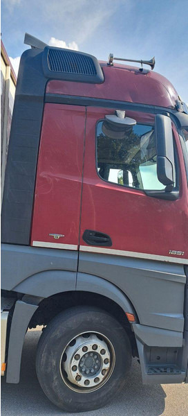 Mercedes-Benz Actros 1851 - Kamion za prevoz stoke: slika 4 Mercedes-Benz Actros 1851 - Kamion za prevoz stoke: slika 4
