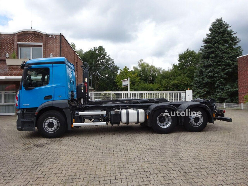 Mercedes-Benz Antos 2533 - Hook lift truck 6x2 - Kamion sa hidrauličnom kukom: slika 3 Mercedes-Benz Antos 2533 - Hook lift truck 6x2 - Kamion sa hidrauličnom kukom: slika 3