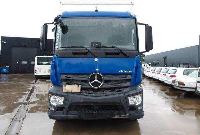 Mercedes-Benz Antos 2832 Koffer + tail lift 6x2 - Kamion sa zatvorenim sandukom: slika 3 Mercedes-Benz Antos 2832 Koffer + tail lift 6x2 - Kamion sa zatvorenim sandukom: slika 3