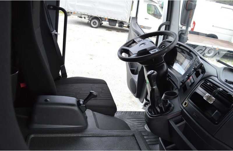 Mercedes-Benz Atego 716 IZOTERMA REFRIGERATOR SIDE DOOR Mercedes-Benz Atego 716 IZOTERMA REFRIGERATOR SIDE DOOR: slika 16 Mercedes-Benz Atego 716 IZOTERMA REFRIGERATOR SIDE DOOR Mercedes-Benz Atego 716 IZOTERMA REFRIGERATOR SIDE DOOR: slika 16